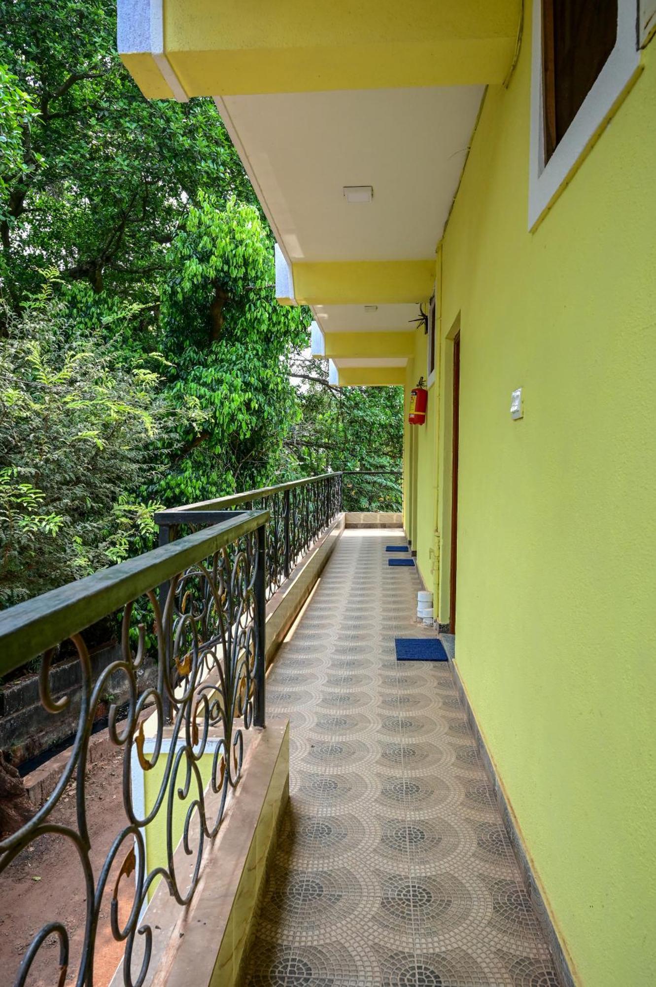 Green Field View Candolim Exterior foto